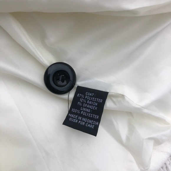 Winter White Peacoat - Picture 5 of 7